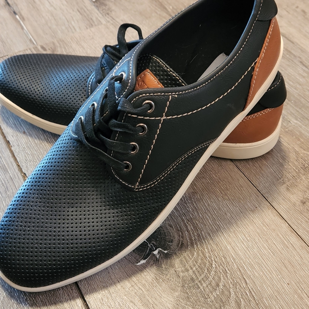 STEVE MADDEN MEN CASUAL SHOES SIZE 9.5